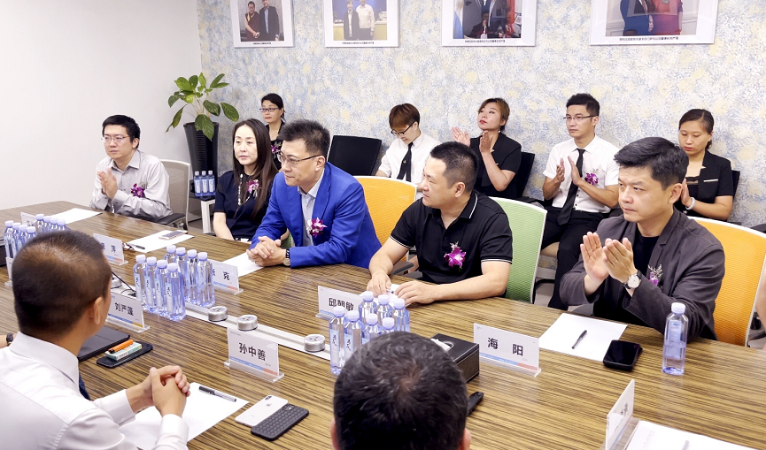 沸石獨(dú)角獸“木蘭清”盛世起航！資本加持、50億廣告助推建材行業(yè)新變革！